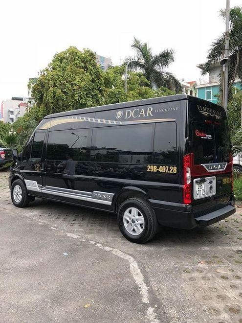 Xe X.E Việt Nam Mặt sau xe Ghế ngồi 16 chỗ