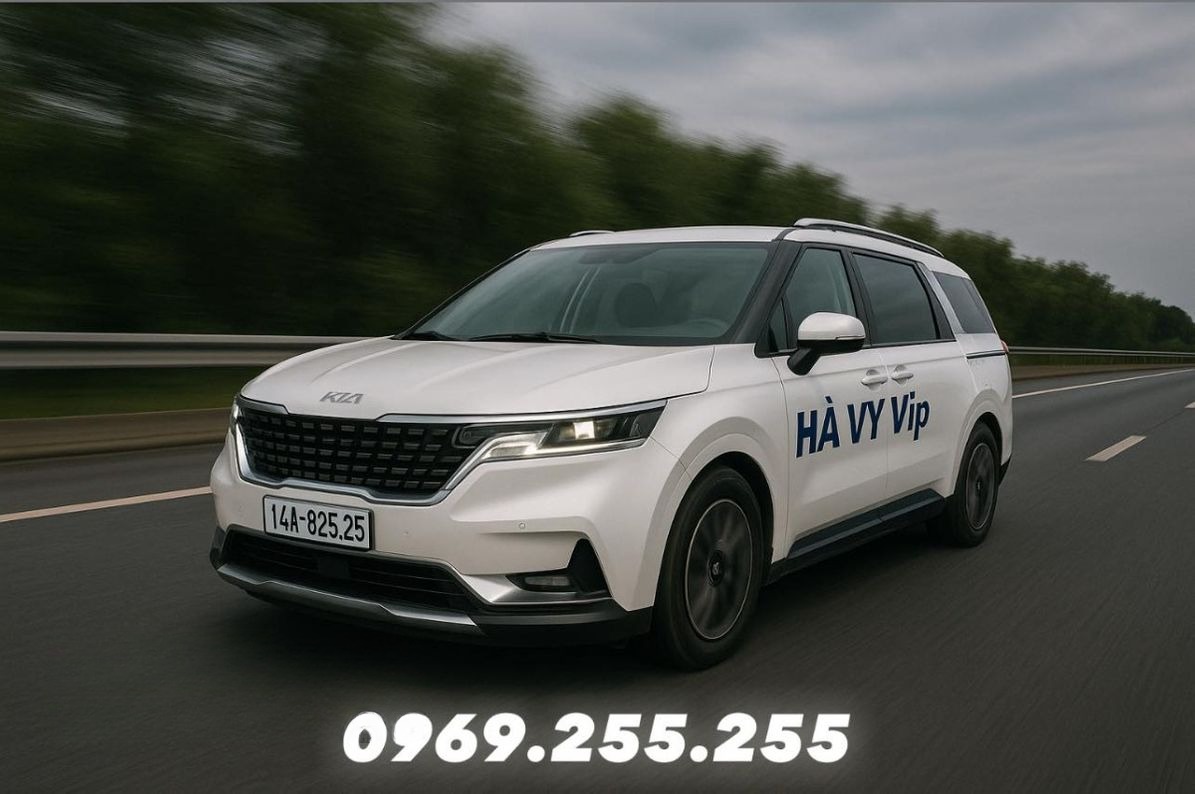 Xe Hà Vy Limousine Mặt trước xe Bên hông xe Ghế ngồi 7 chỗ 