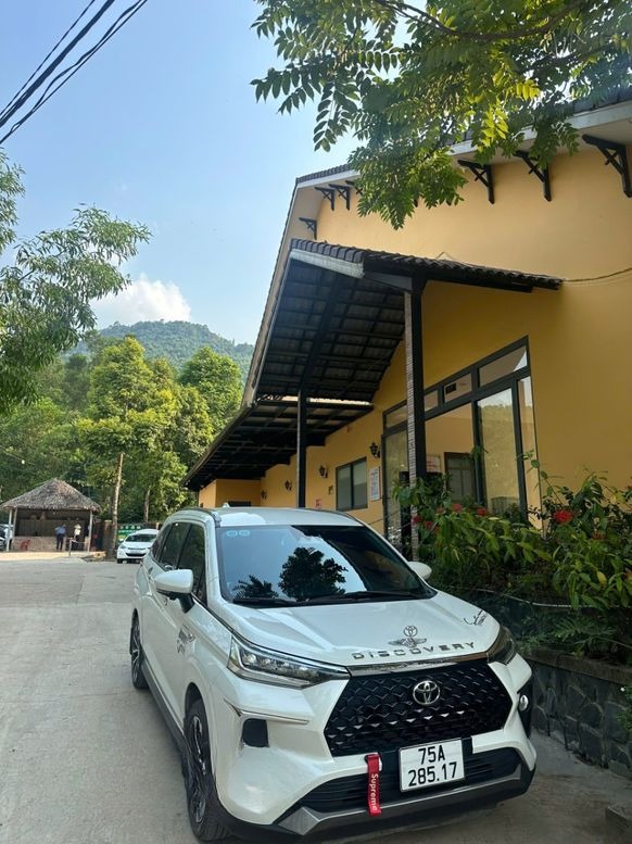 Xe Rin Hà Limousine Mặt trước xe Xe 7 chỗ