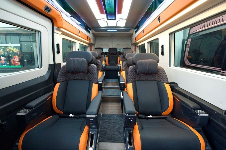 Xe Phan Travel Ghế ngồi Nội thất Limousine 11 chỗ 