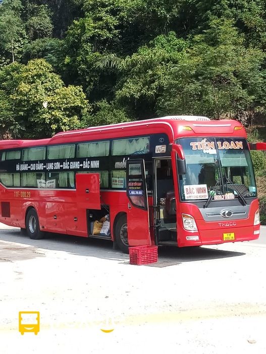 Xe Tiến Loan Mặt trước xe Bên hông xe Giường nằm 40 chỗ
