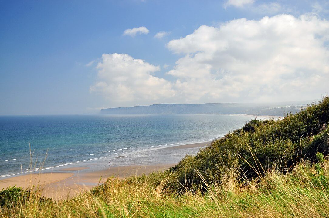 Last minute cottages in Filey