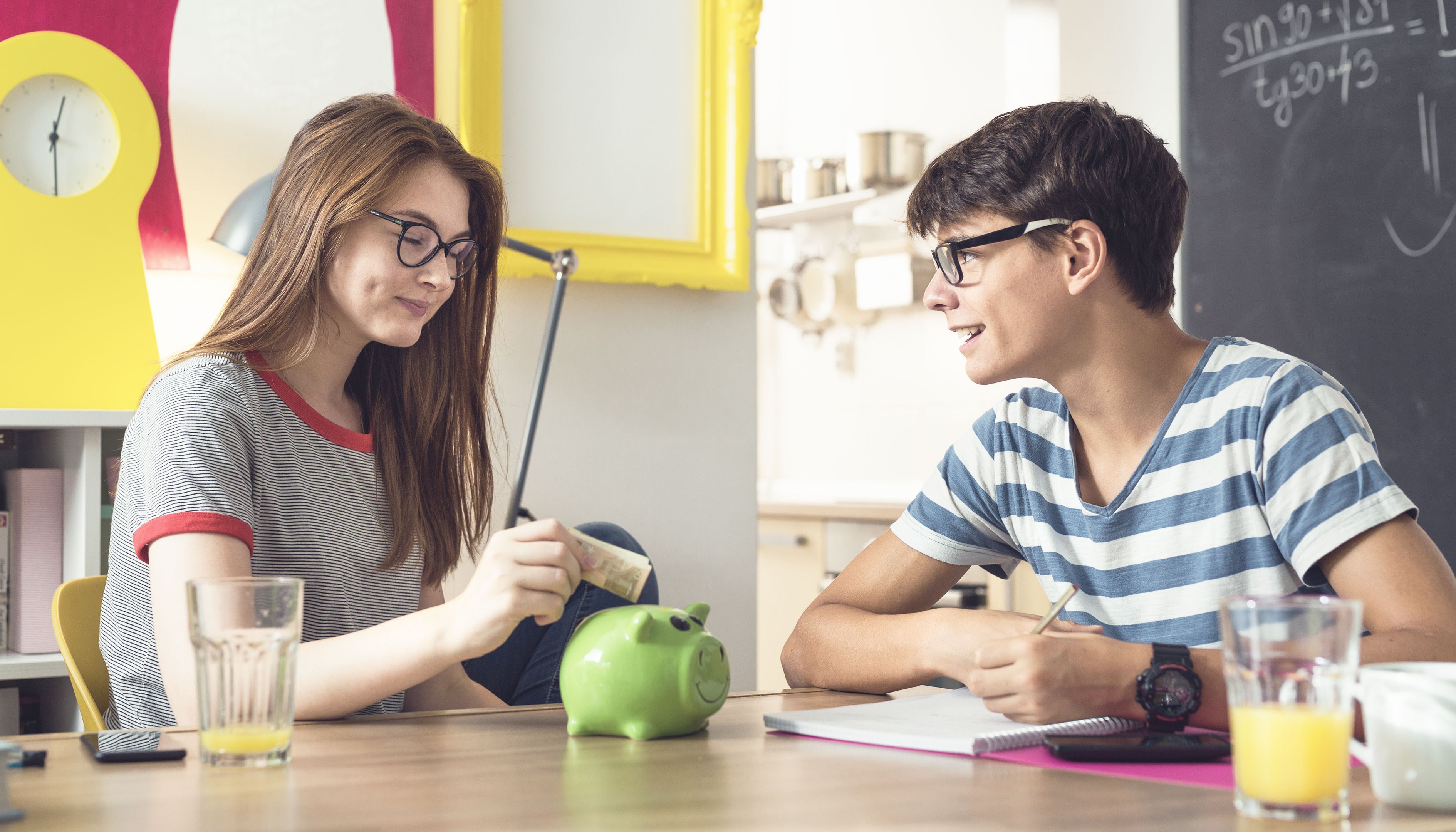 How to teach your teenager about investing | Pauline Teo | VI