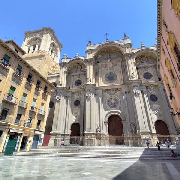 Tour a pie por Granada - La forma ideal de descubrir la ciudad