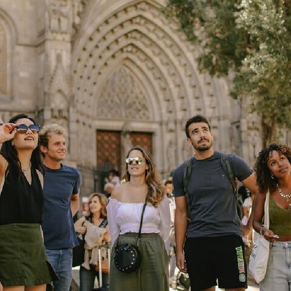 Barcelona en 2 Horas : Visita guiada a pie por la historia en Barcelona