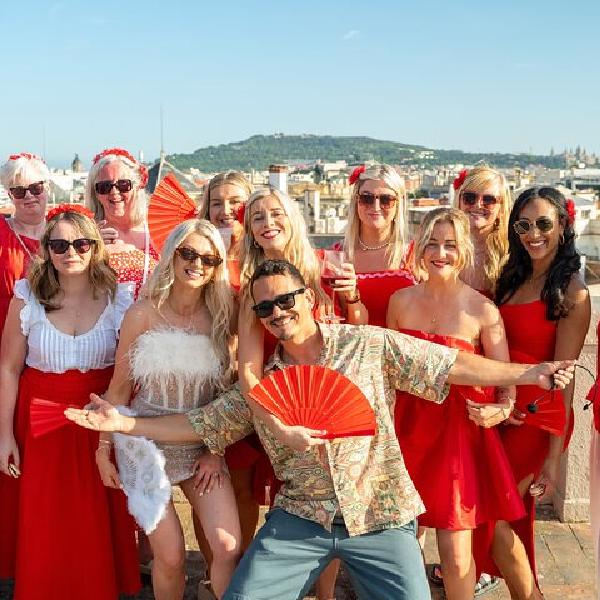 Barcelona Sangria & Salsa Clase de baile con bebidas sin fondo en Barcelona