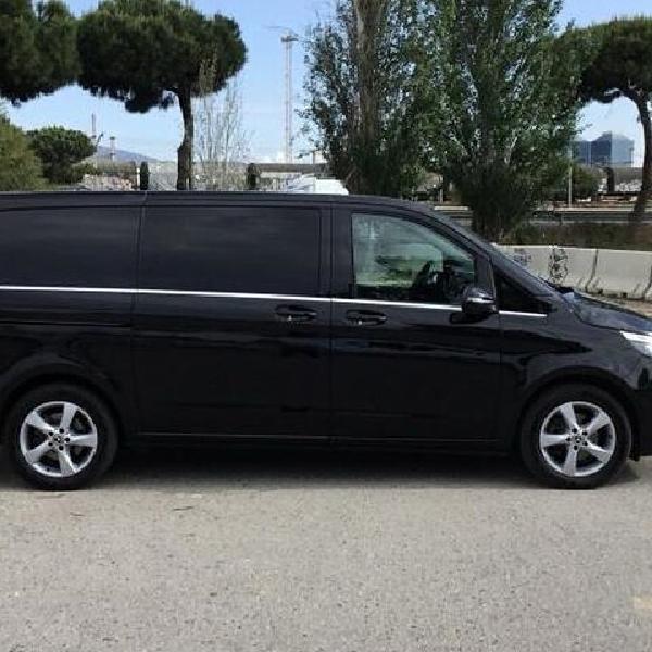 Aeropuerto Privado de Barcelona – Clase E, Clase V, Minibús en Barcelona
