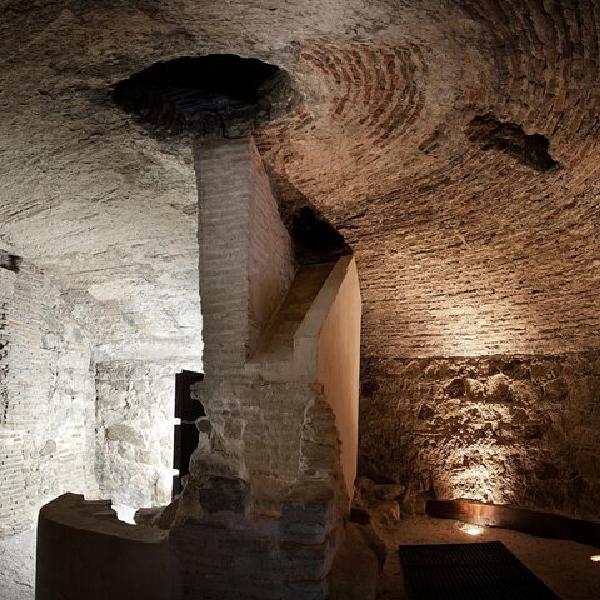 Tour Toledo Subterráneo Visita Termas romanas y Sótanos Privados