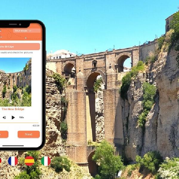Ronda Esencial: Tour Autoguiado creado por Guía Oficial local