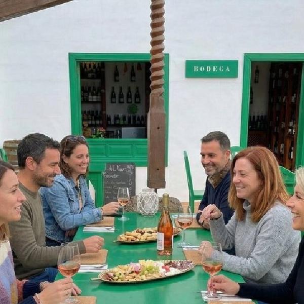 Lanzarote : Cata de Vinos y Quesos en el Monumento Campesino en Lanzarote