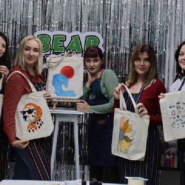 Alicante diseña tu propio taller de arte de bolsos en Alicante