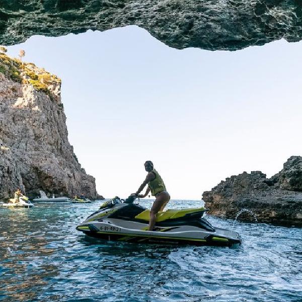 Alcudia : Excursión en moto acuática a la cueva de Jack Sparrow