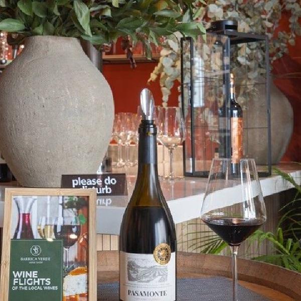 Experiencia de cata de vinos en el casco antiguo de Valencia en Valencia
