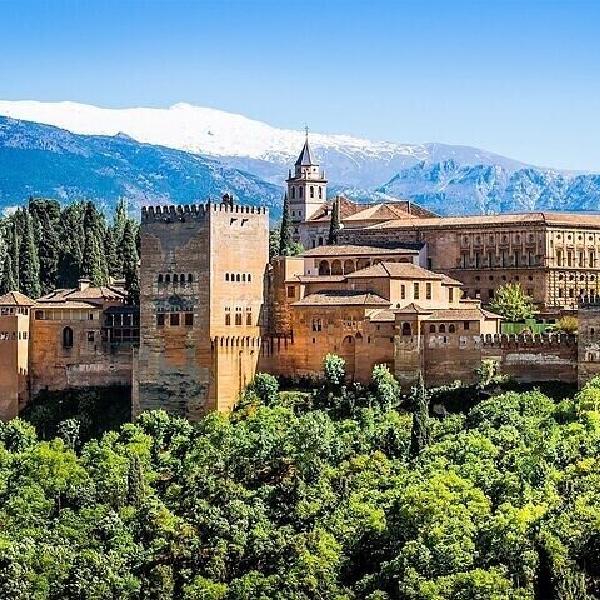 Alhambra y Palacios Nazaríes ¿AGOTADO? Entradas de última hora + audio
