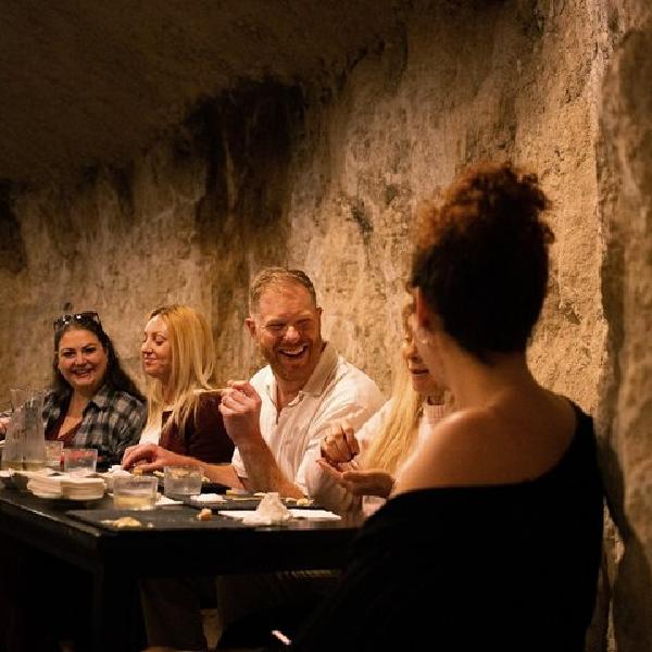 Taller de Quesería con Cata de Vinos en Requena, Valencia