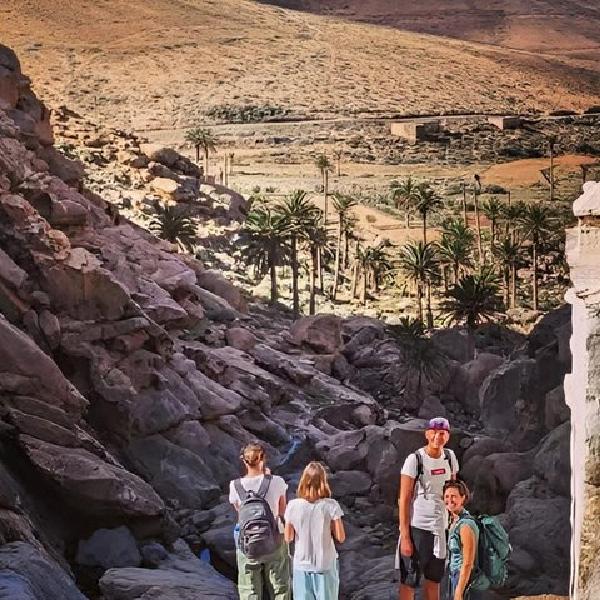 Ajuy y Las Peñitas: Senderismo hacia las leyendas y la salvaje Costa Oeste en Islas Canarias