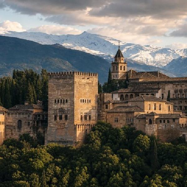 Tour a pie híbrido por Granada: Albayzin y Sacromonte en Granada