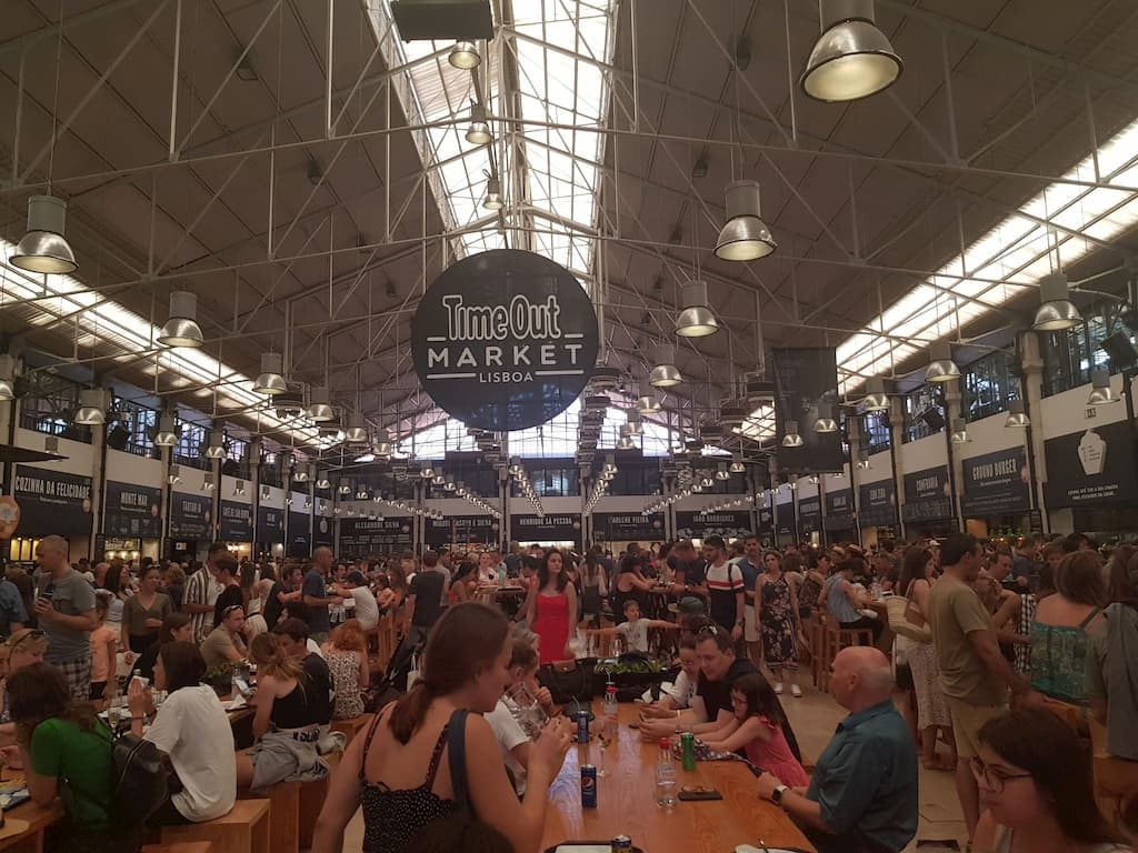 Mercado da Ribeira di Lisbona