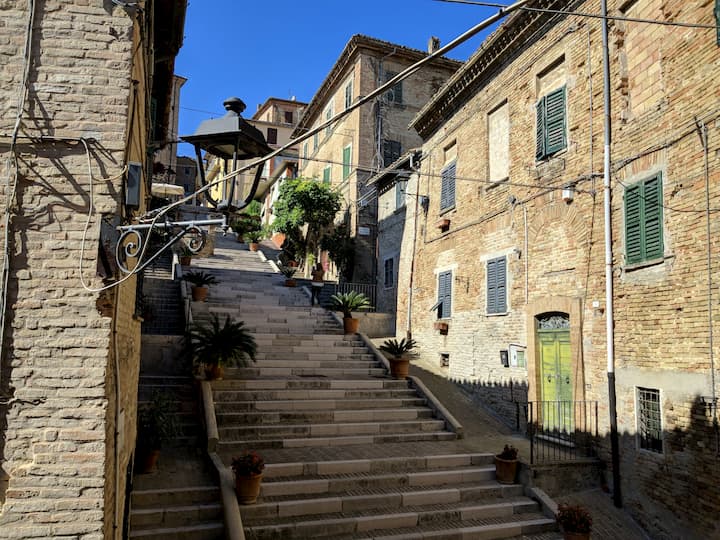 Le cento scale di Corinaldo