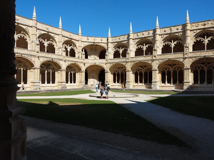 la parte centrale del chiostro