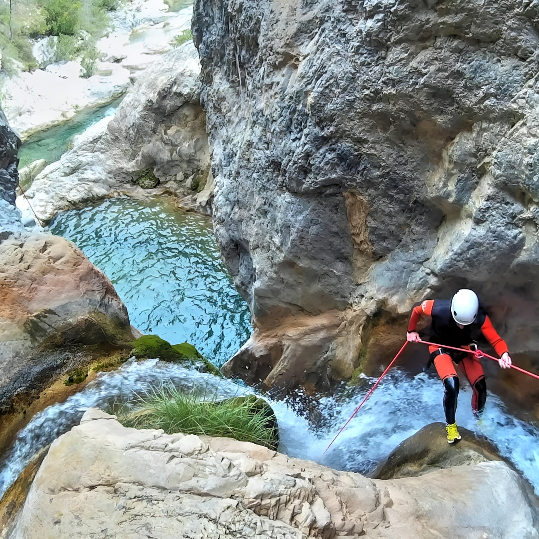 Barranquismo en Andalucía: Cañón de Río Verde en Andalucía