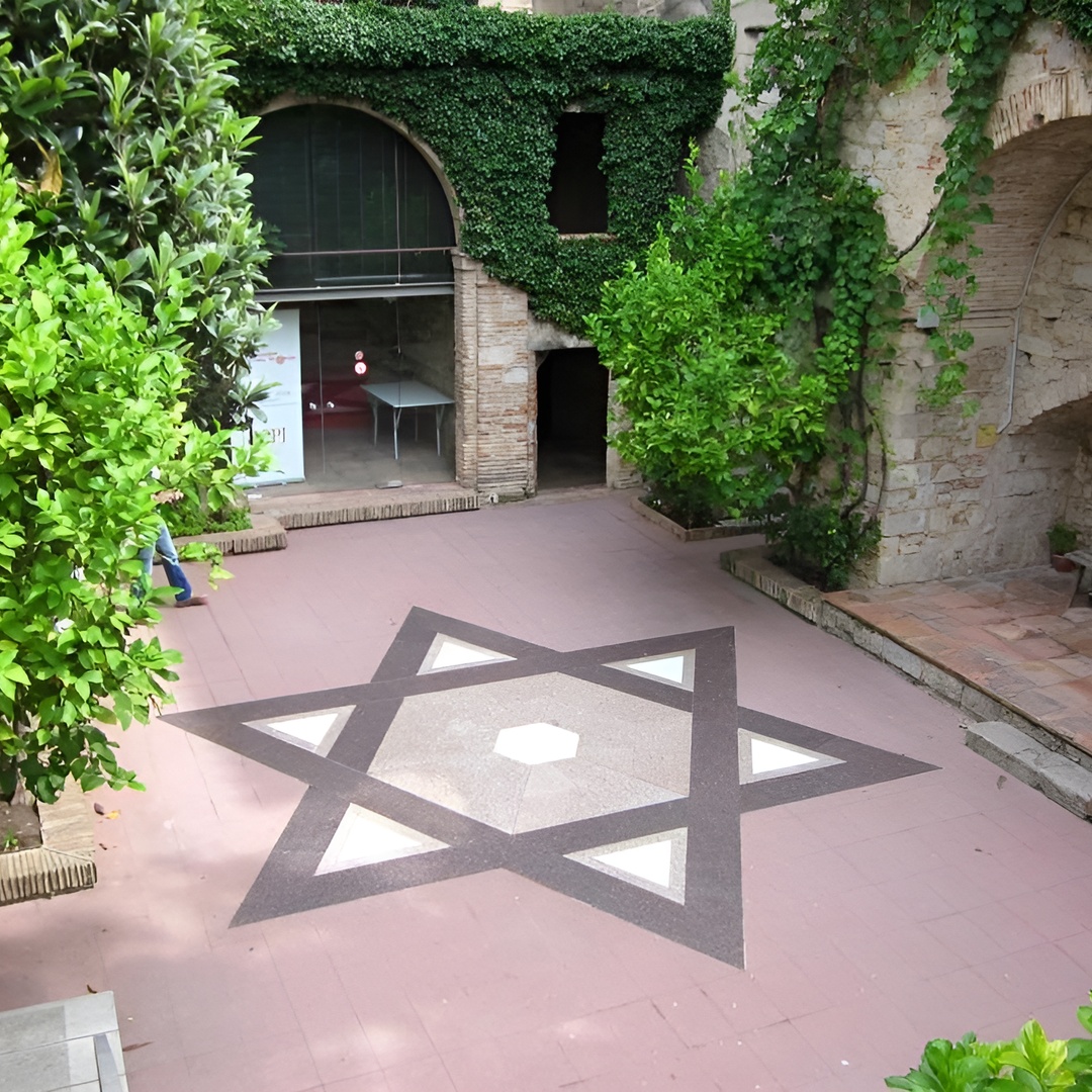 Tour a Girona con Catedral, Baños Ärabes y Basílica St Feliu