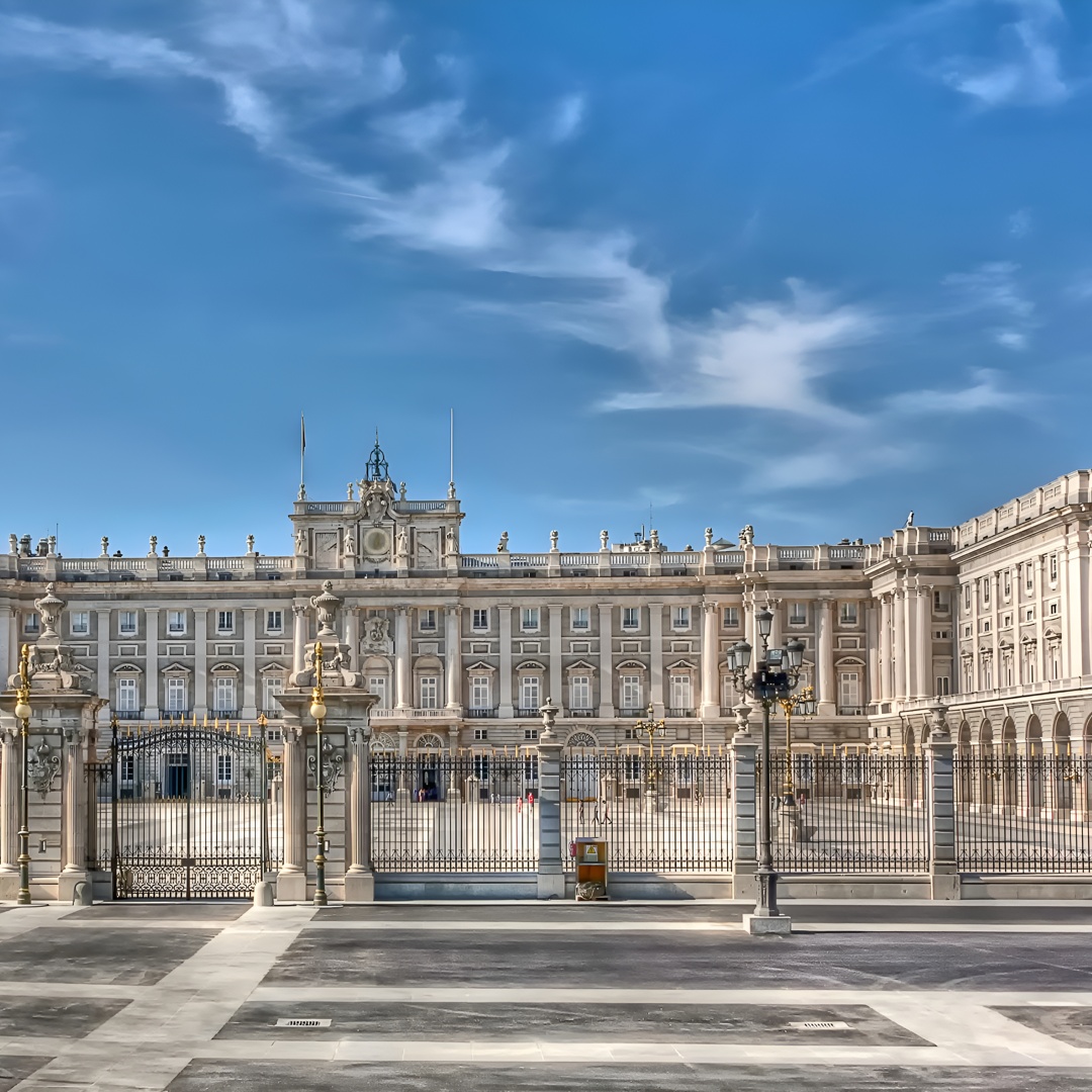 Evite colas Tour por el Palacio Real de Madrid Semiprivado 8ppl max en Madrid