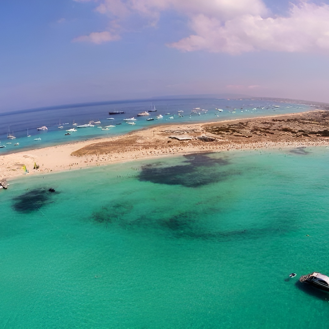 Playa de Ses Illetes Excursión de día completo en catamarán