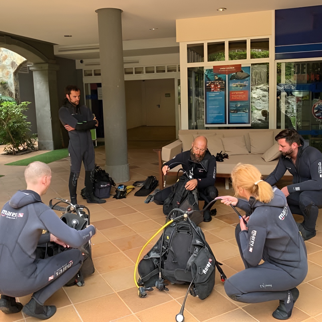 Curso de Buceo en Open Water Diver en Puerto de Mogan