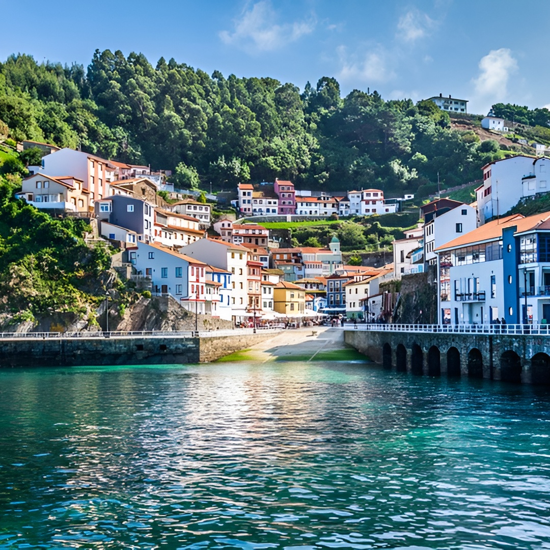 Excursión desde Oviedo a la Costa Occidental asturiana de Cudillero