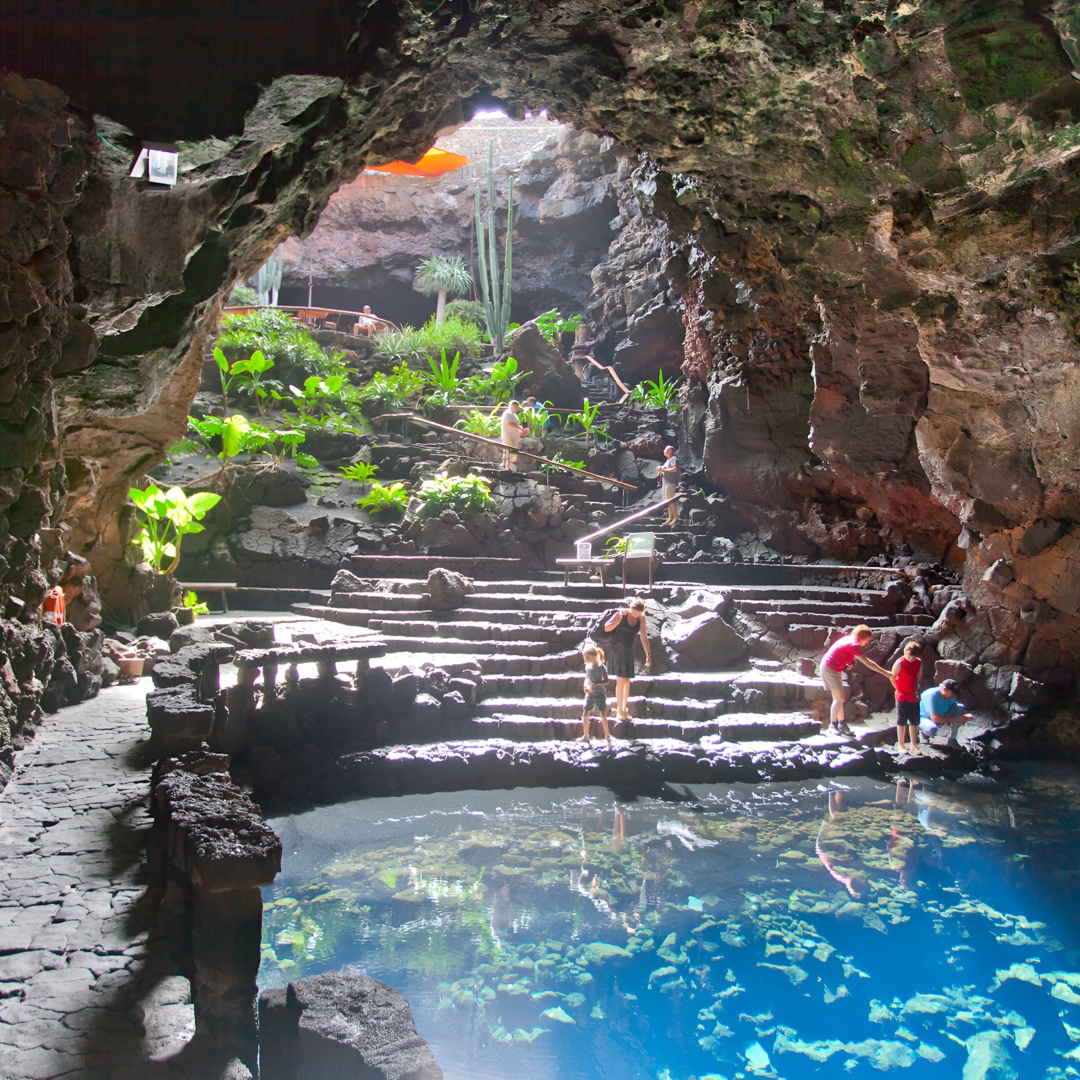 Tour privado de lujo de Jameos del Agua y Cueva de los Verdes en Lanzarote