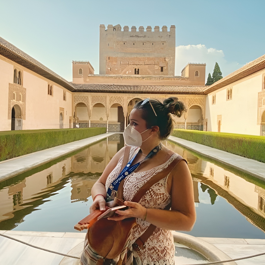 Tour privado Alhambra y Palacios Nazaríes: una experiencia única! en Granada