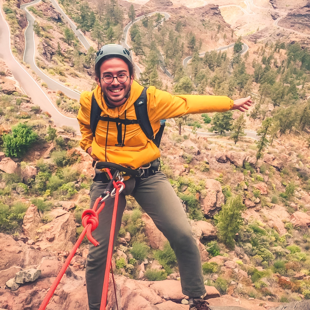 Iniciación al Barranquismo en Seco ツ en Gran Canaria