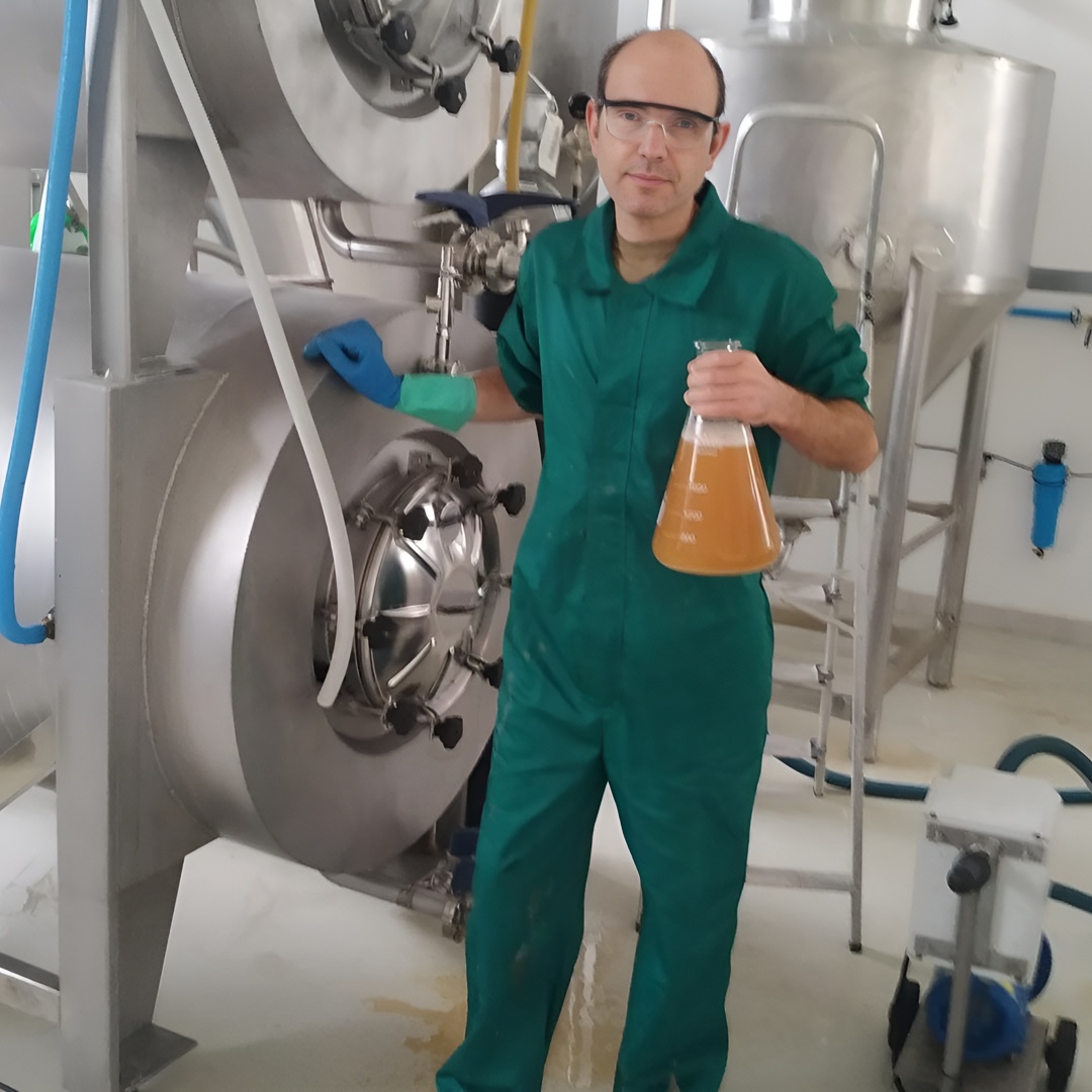 Astorga Cervecera Visita a Fábrica de Cerveza Artesana en Brimeda