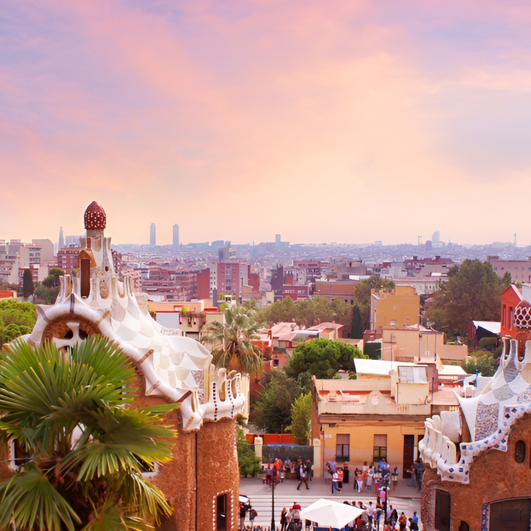 Visita guiada de Gaudí al Parque Güell Max 6 personas