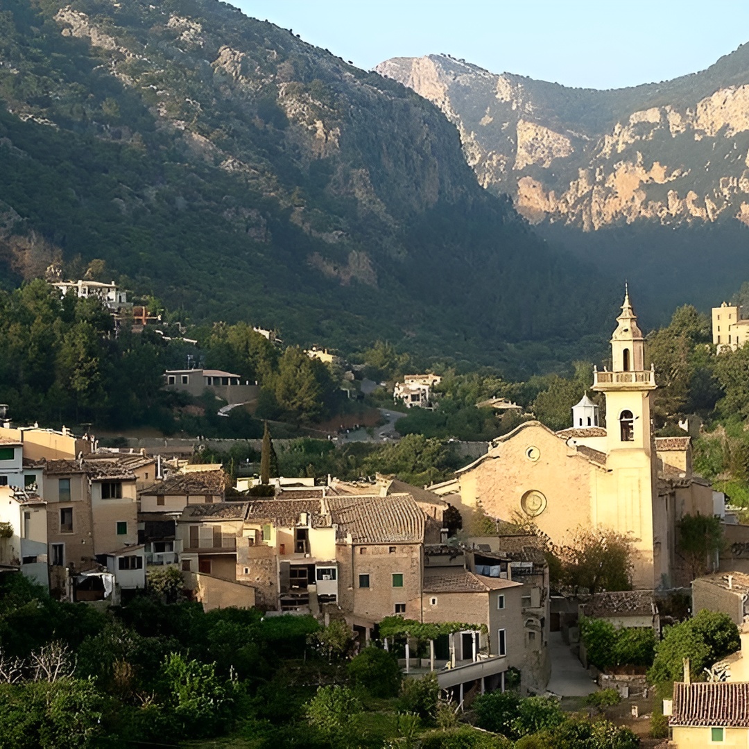 Excursión a la costa de Mallorca: tour privado con Valldemossa