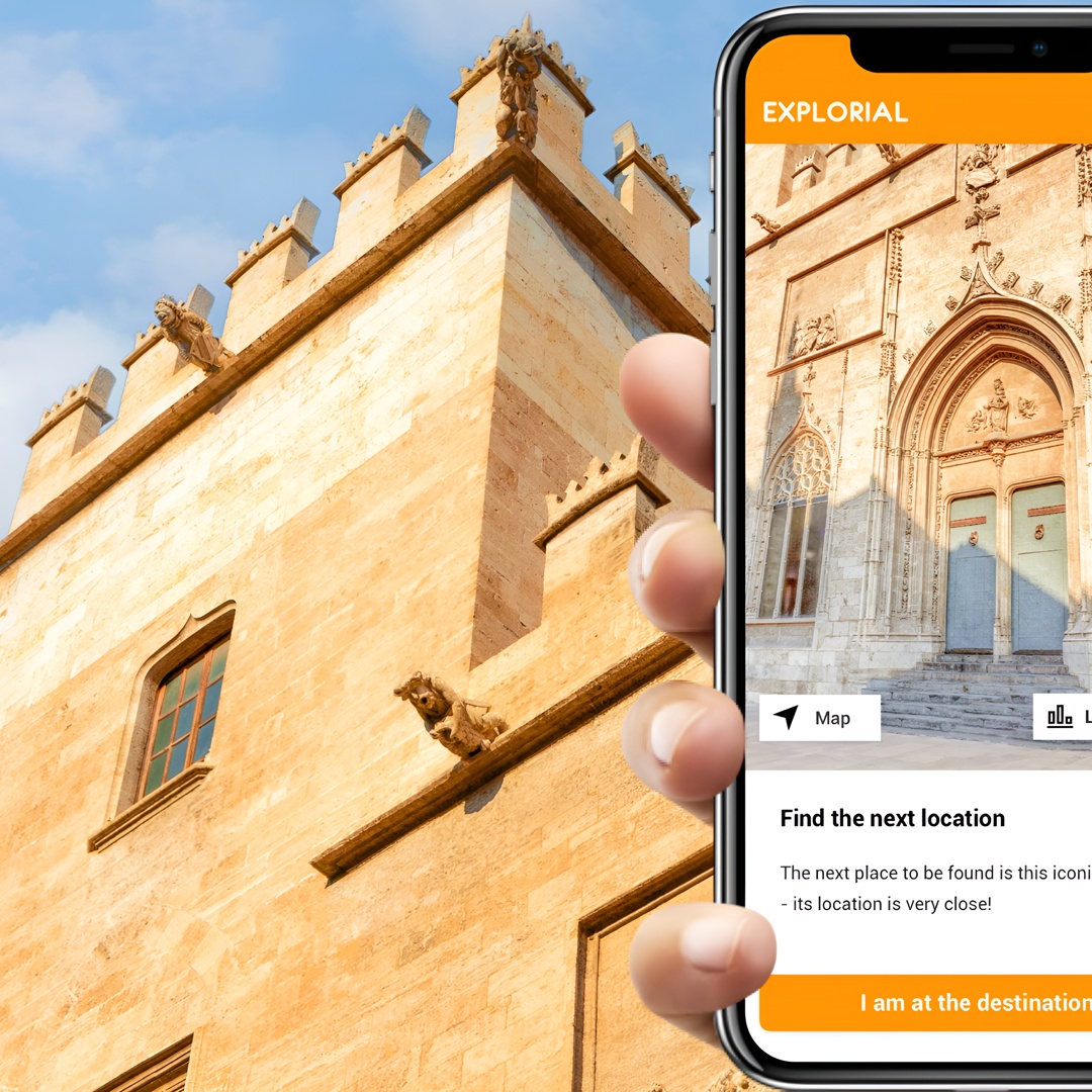 Tour a pie autoguiado monumental de Valencia