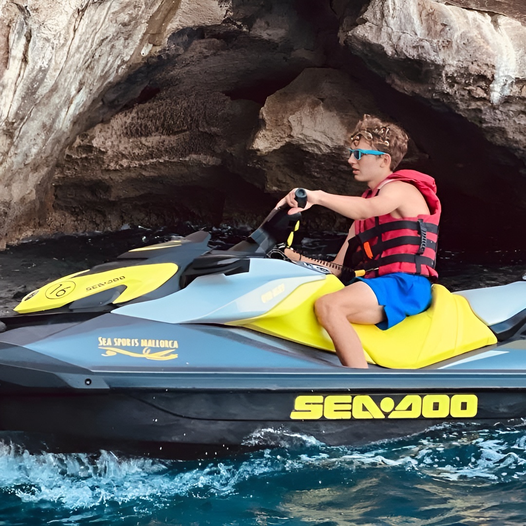 1 Hora Excursión Moto de Agua a Cap Vermell desde Mallorca