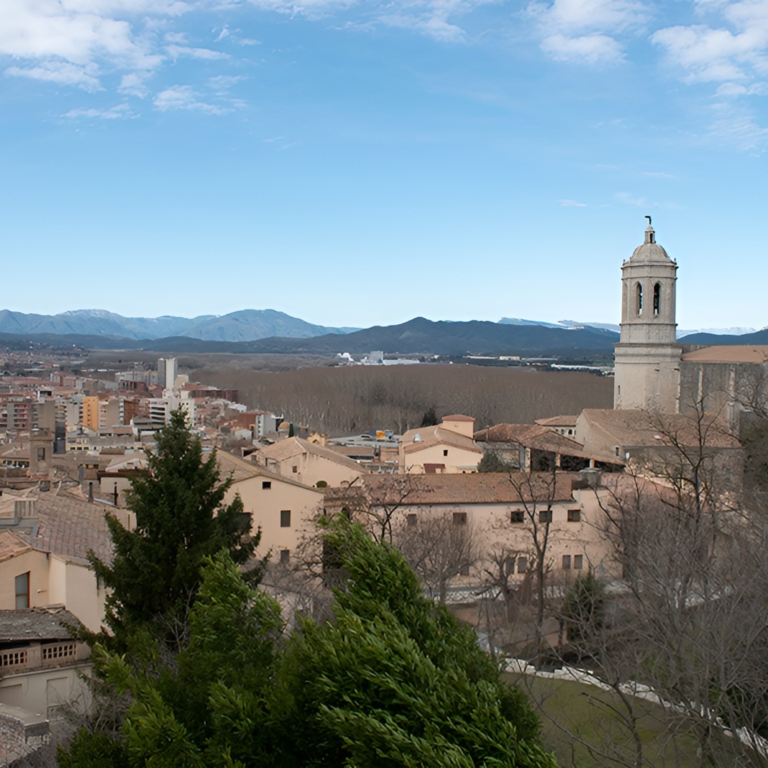Excursión privada de día completo a Girona GOT y Costa Brava en Barcelona