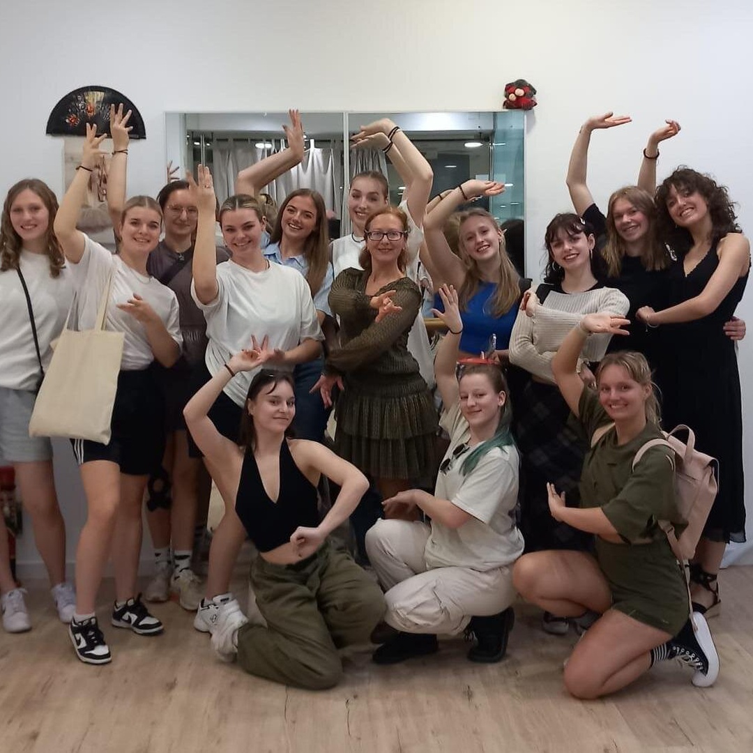 Divertido, rápido, flamenco: aprende a bailar rumba flamenca en 45 minutos en Málaga
