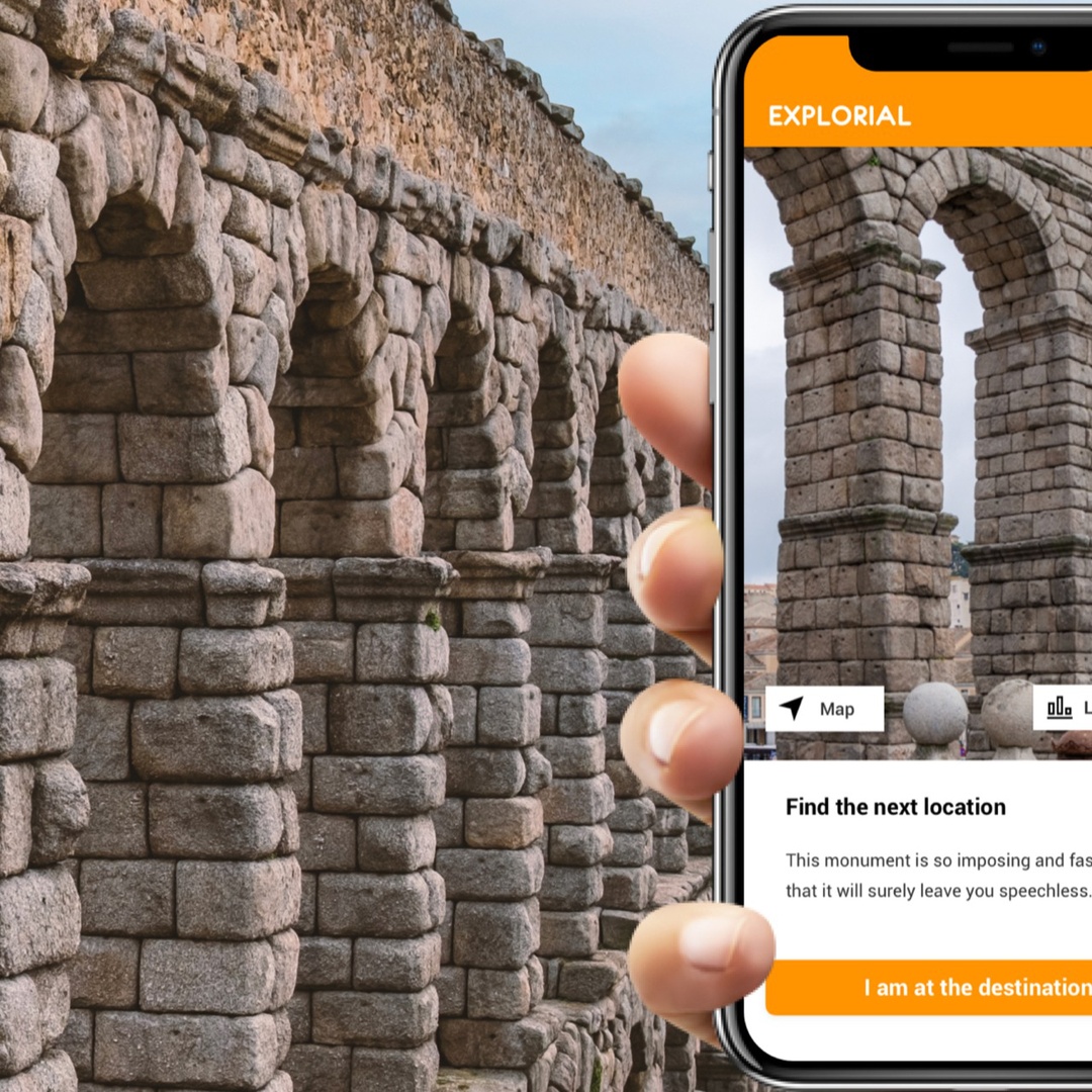 Segovia Tour autoguiado a pie por la ciudad y búsqueda del tesoro
