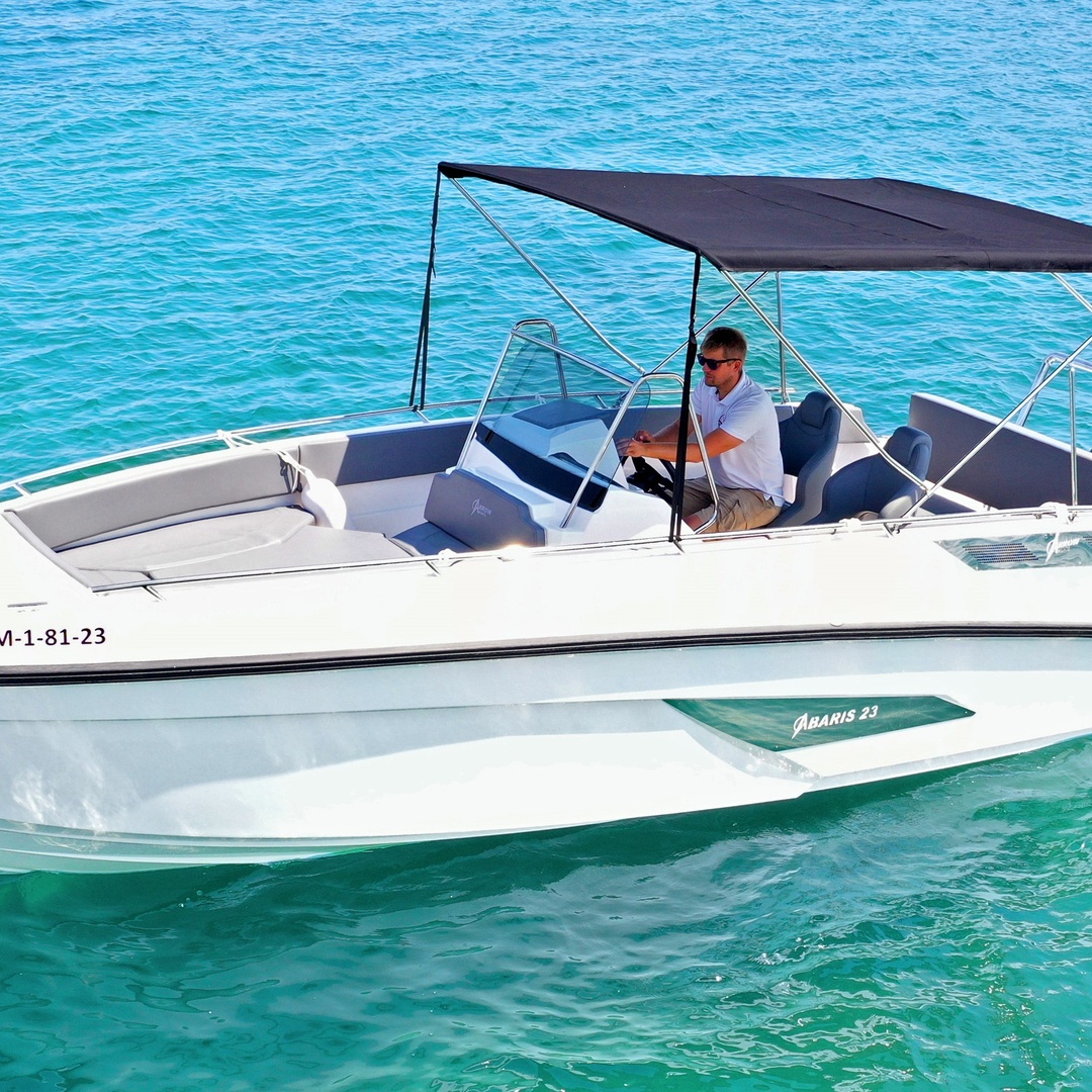 Alquiler Barco Privado Abaris 23 desde Alcudia en Mallorca