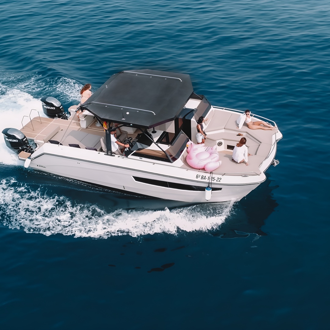 Alquiler Privado en Catamarán Alexa por Barcelona 12 pax 2/4/8 HS en Barcelona