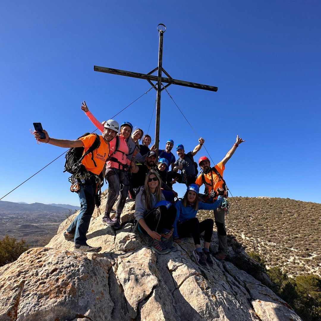 Experiencia de 4 Horas de Escalada Vías ferratas de Bolón en España
