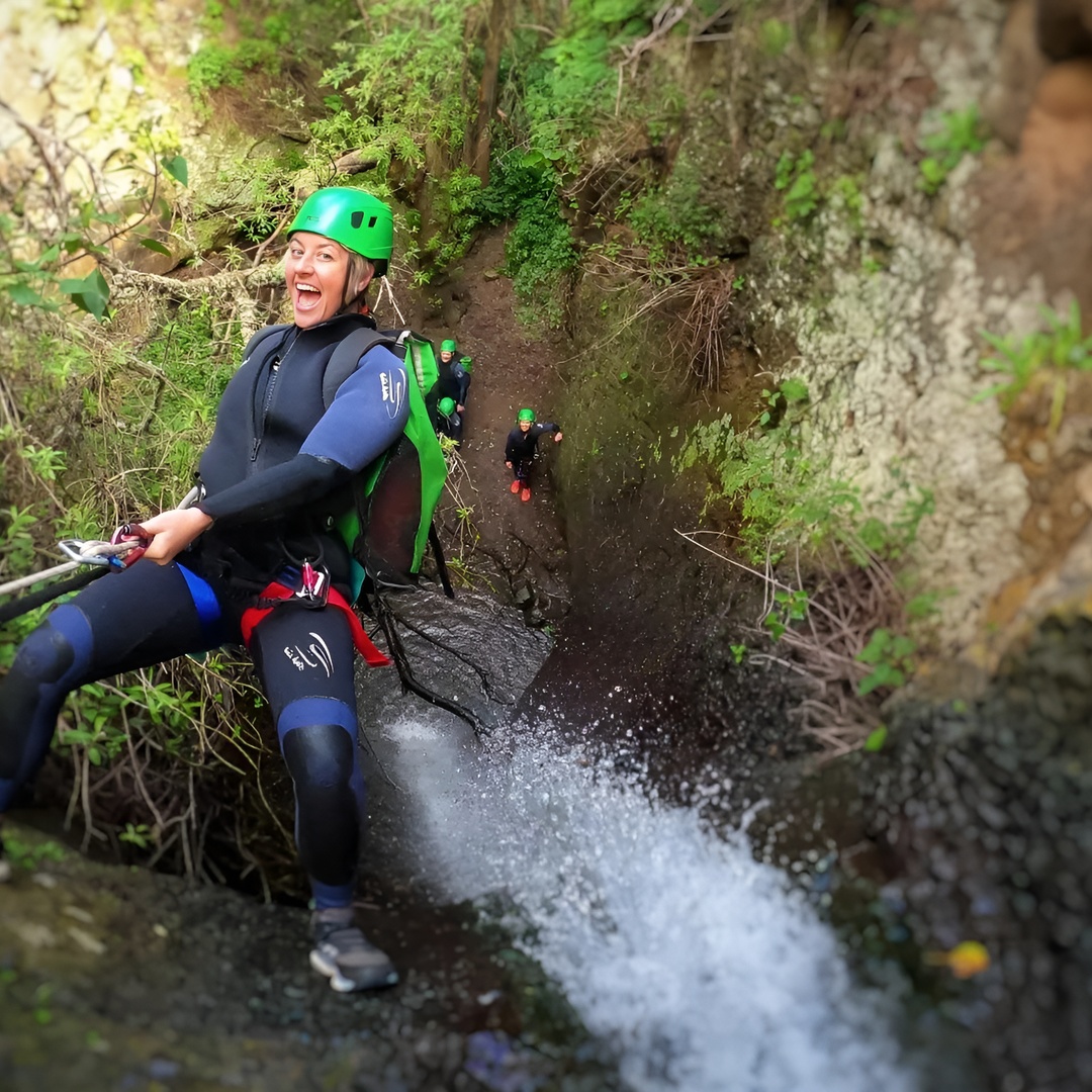Experiencia de Barranquismo en Gran Canaria (Cañon de los Cerenícalos) en Gran Canaria