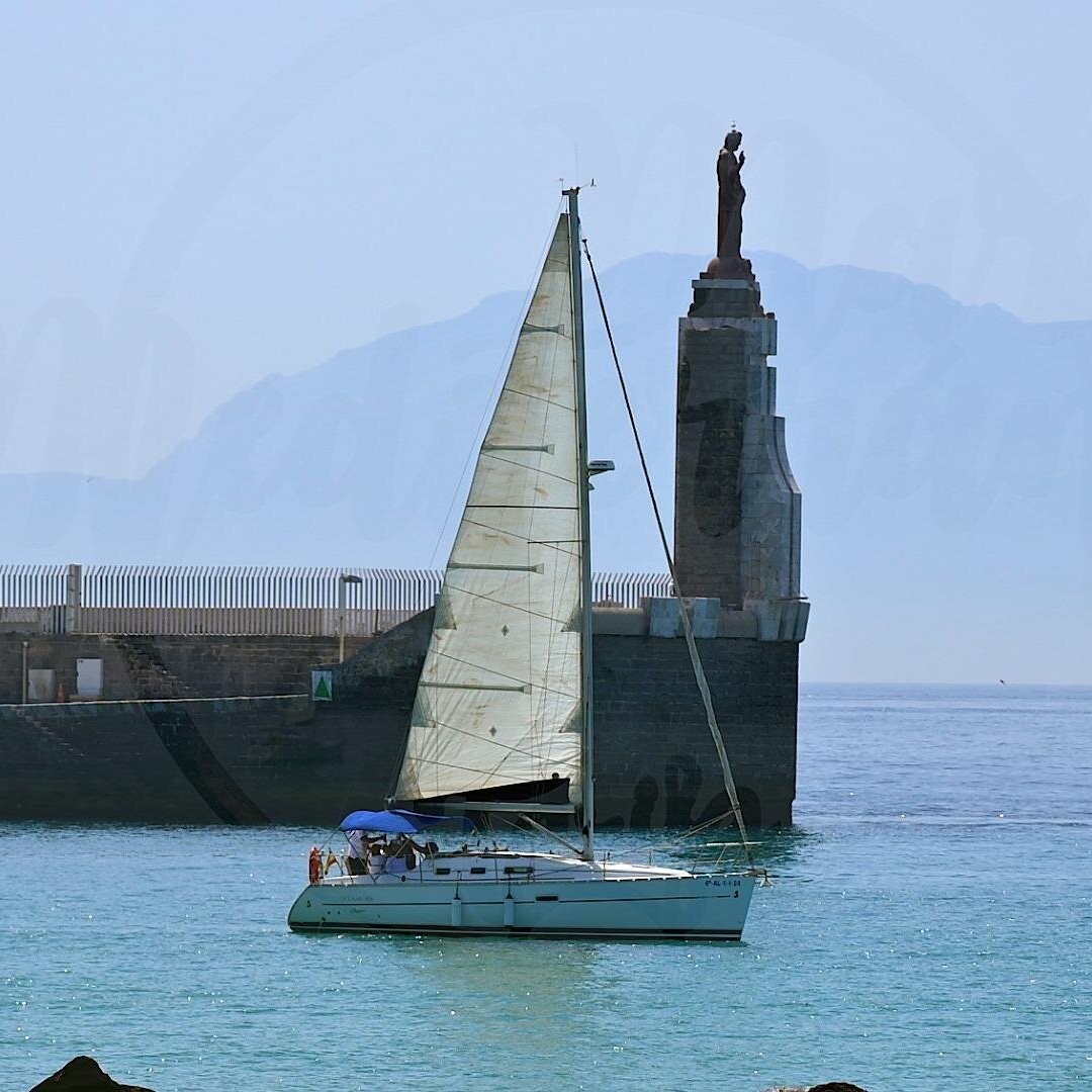 Tarifa Excursión en Velero y Snorkel con tapas y bebidas