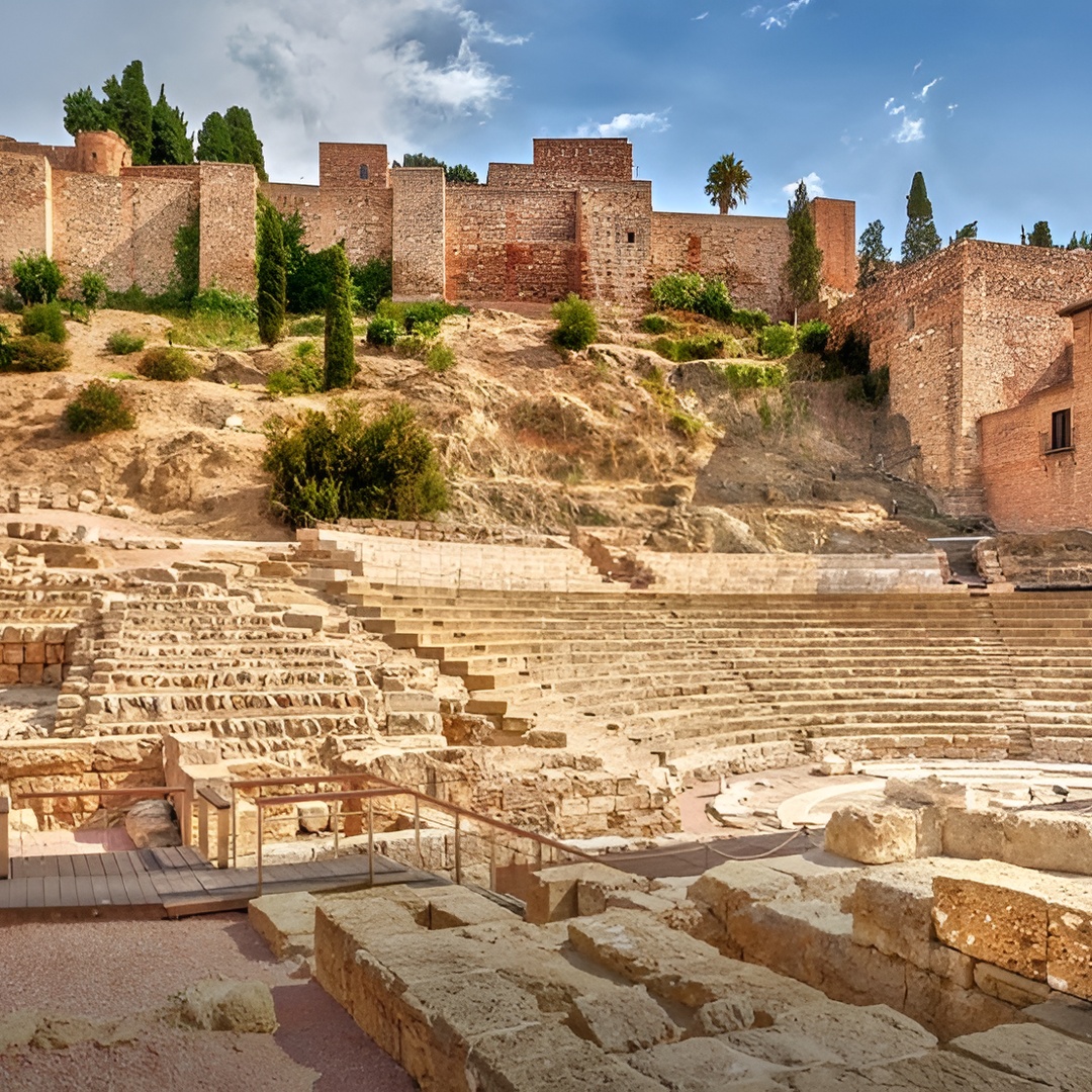 Excursión privada a Málaga: Alcazaba, Mercado, Catedral y Picasso