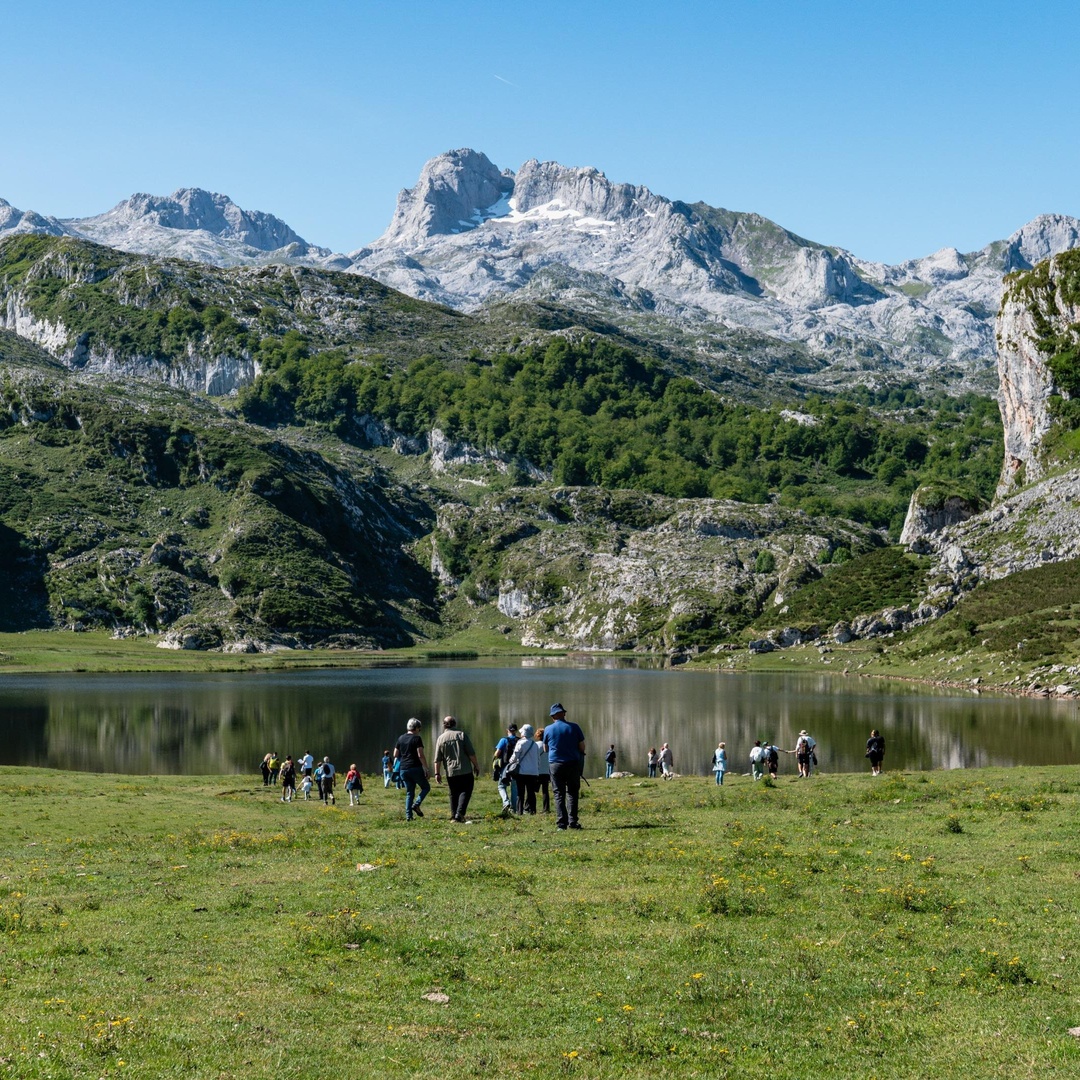 Excursión a los Lagos y Covadonga desde Cangas de Onís
