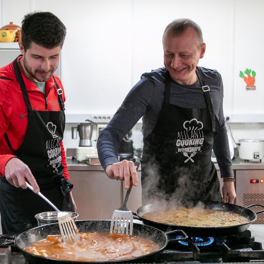 Alicante : Clase de Cocina Paella & sangría con Tapas & Market Tour