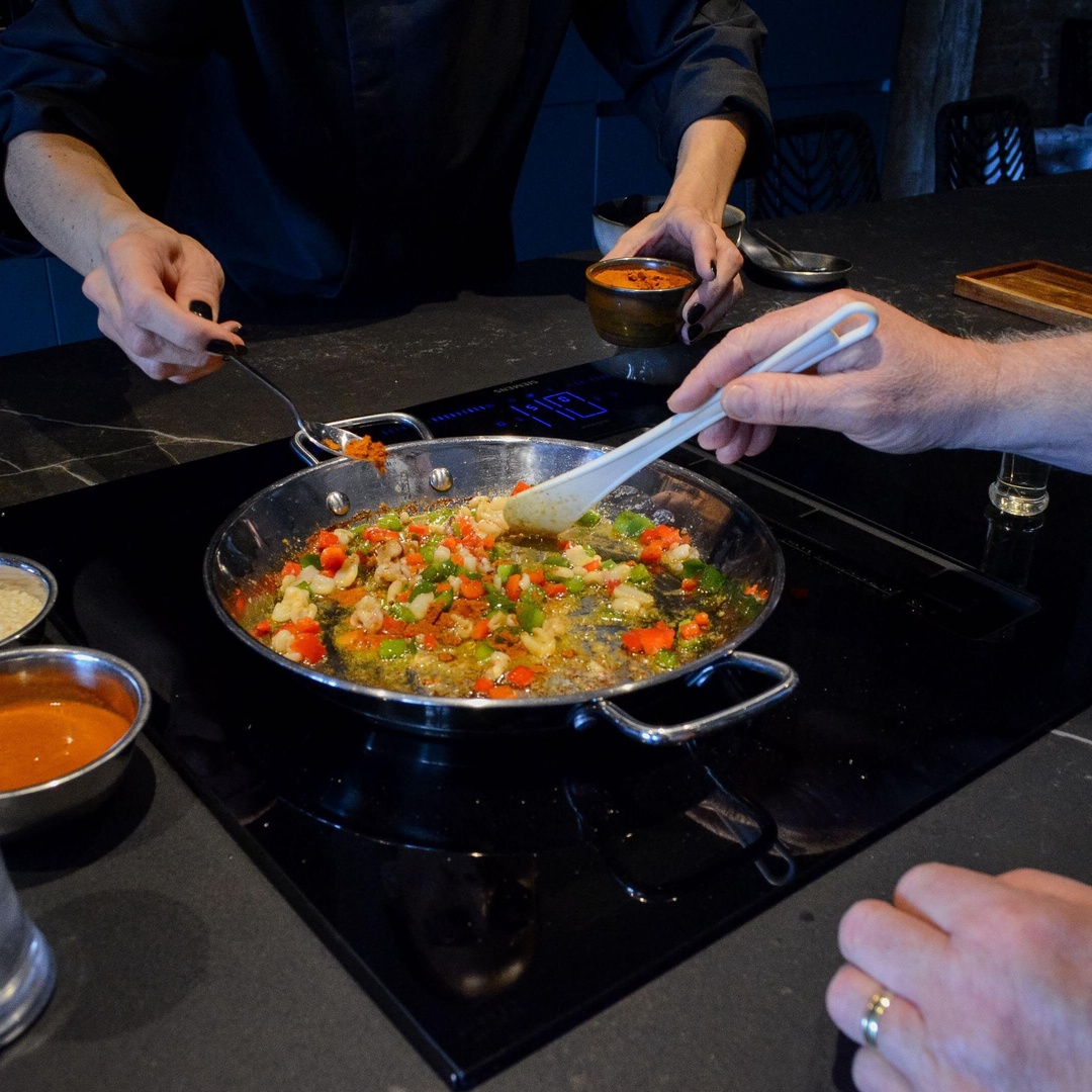 Clase de cocina de Paella con Guía en Inglés en Málaga en Málaga
